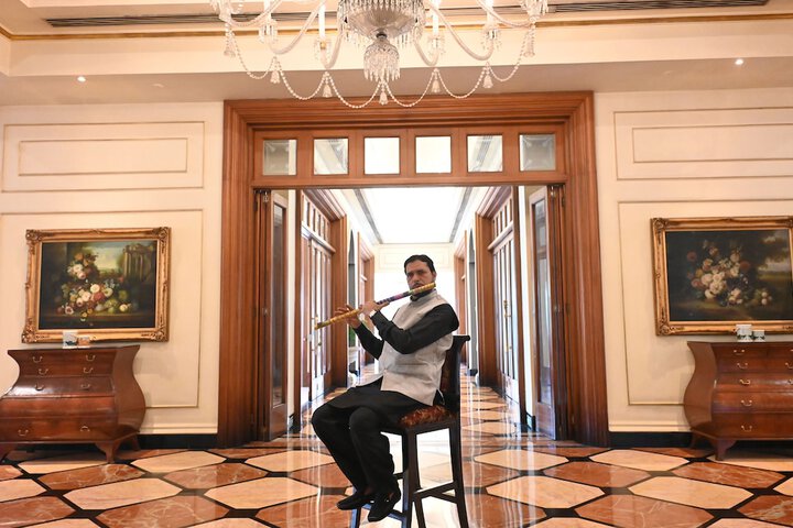 Guest Lobby