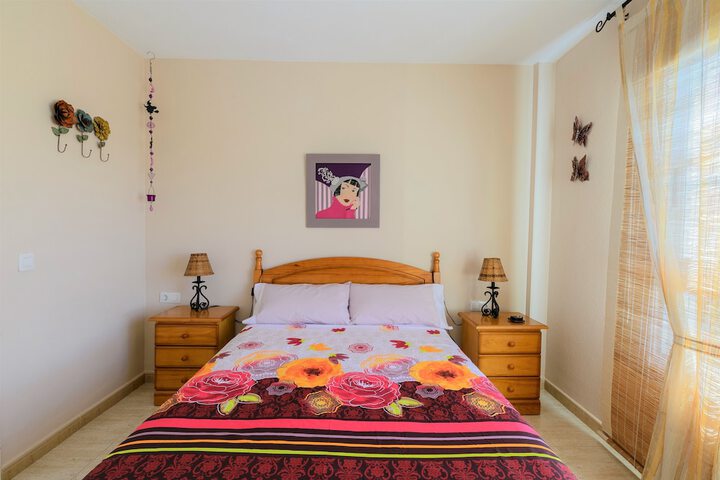 Room 6 of 24