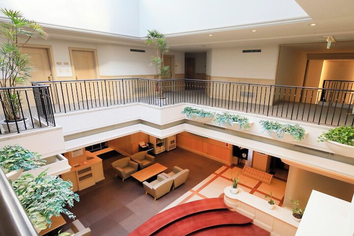 Hotel 3 of 128