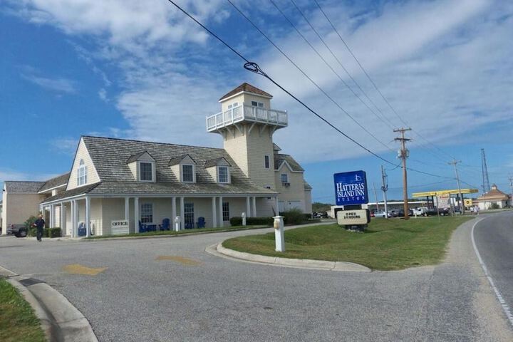 Hotel Entry