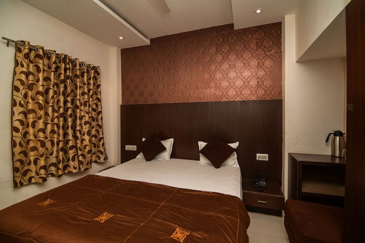 Room 13 of 57
