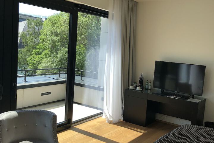 Room 35 of 62