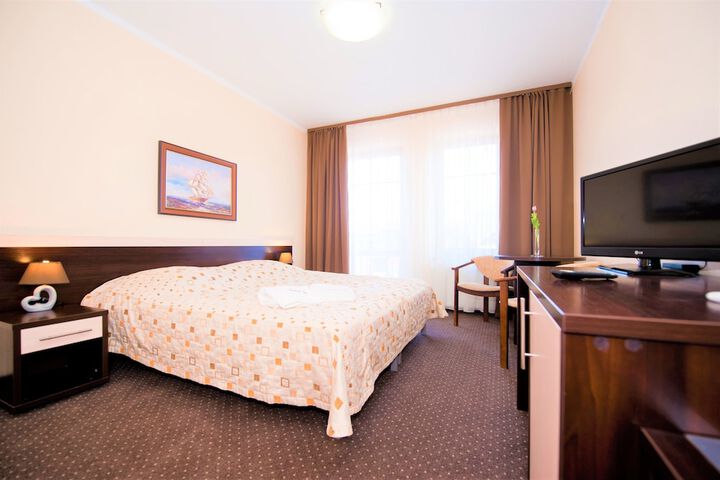 Room 46 of 82