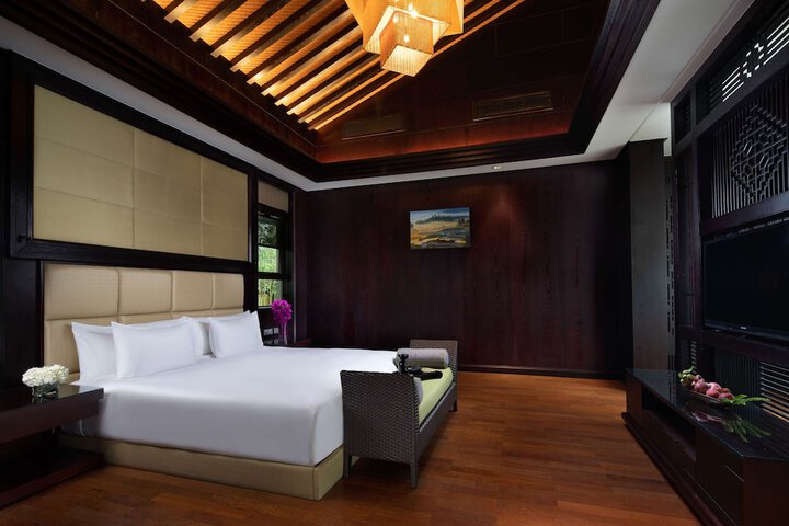 Room 13 of 86