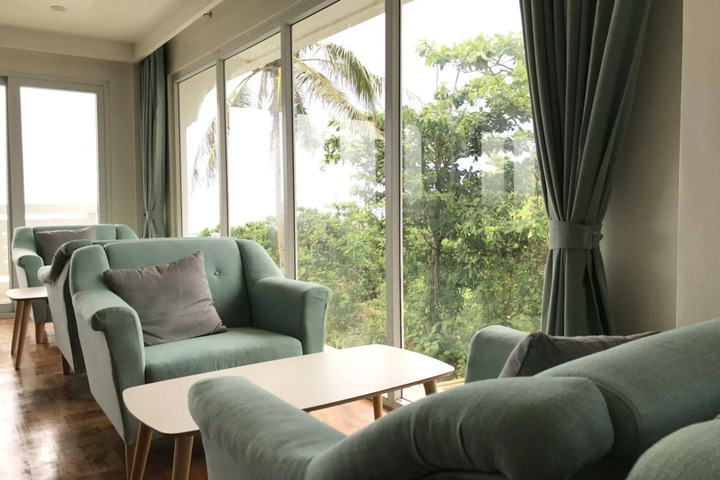 Hotel Suite Photo