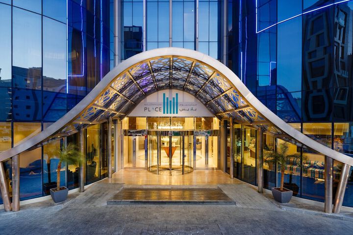 Hotel 76 of 79
