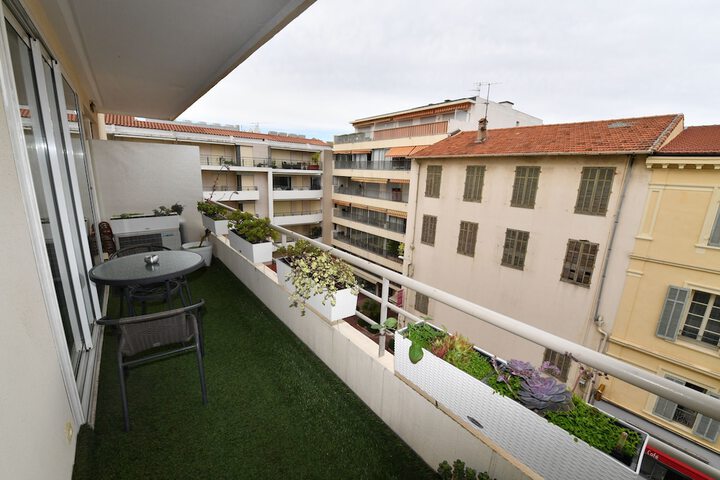 Terrace/Patio 50 of 77