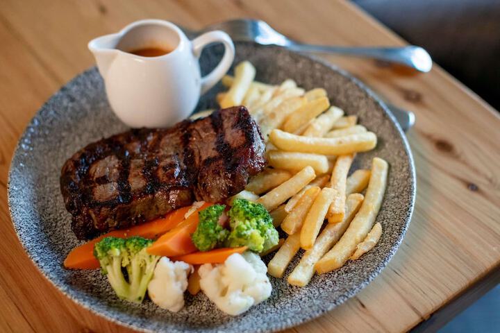 Dining Photos