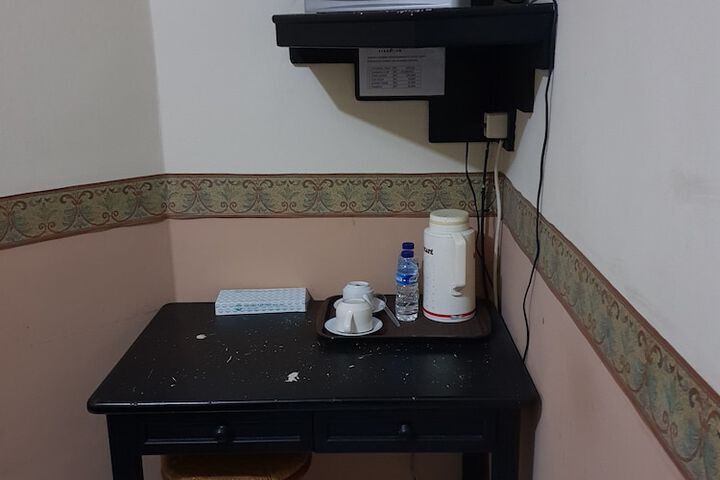 Room 15 of 52