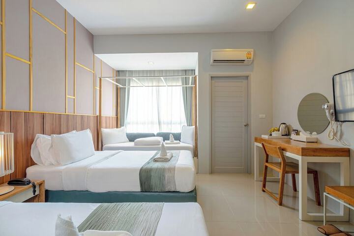 Room 21 of 52