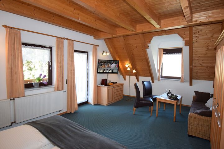 Room 28 of 71