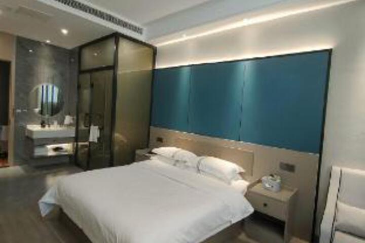 Room 21 of 23