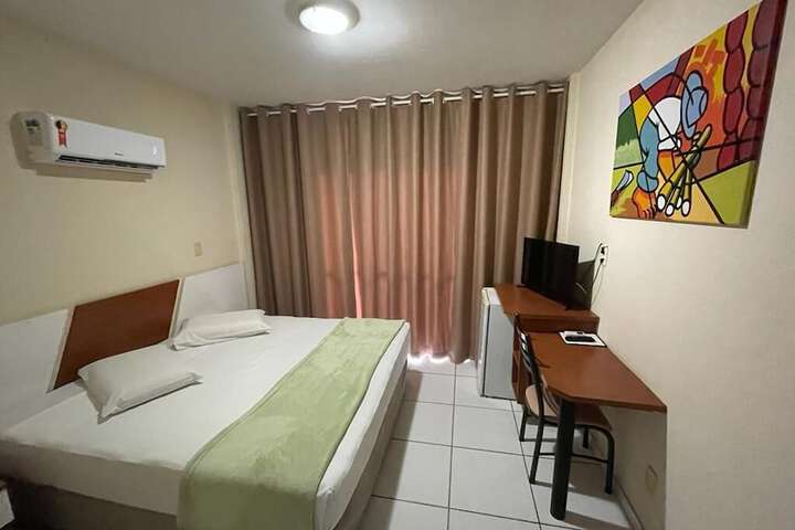 Room 8 of 36