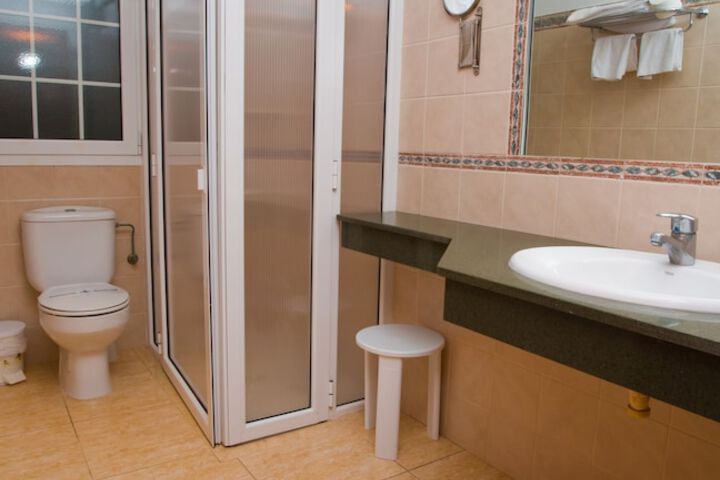 Clean Restrooms