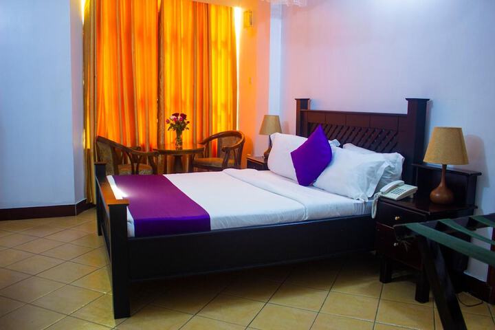 Room 29 of 64