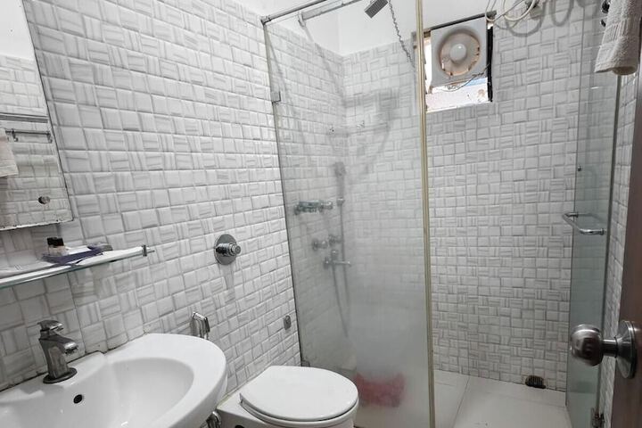 Room 19 of 25