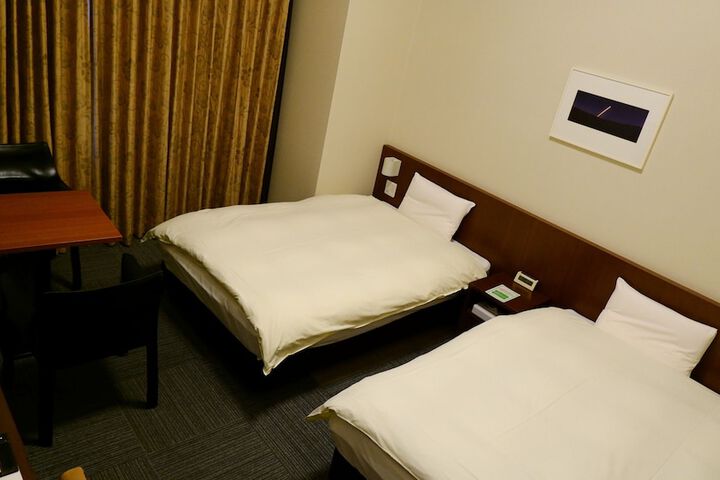 Room amenity