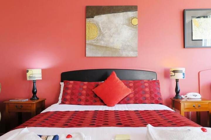 Room 2 of 9