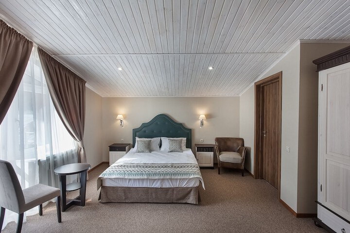 Room 21 of 48