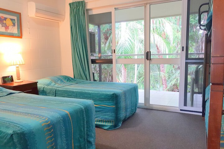 Room 14 of 68
