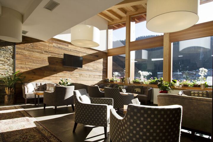 Lobby Entry