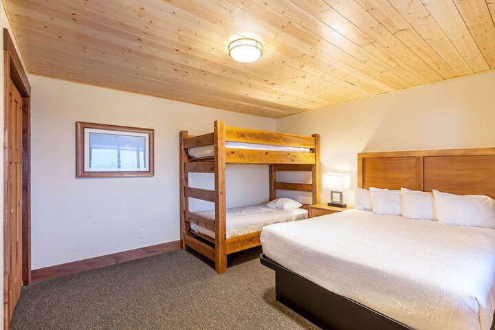 Room 9 of 55