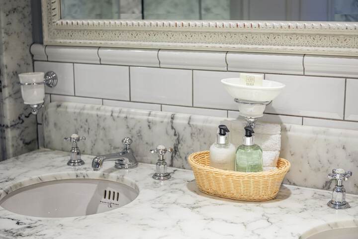 Bathroom Vanities