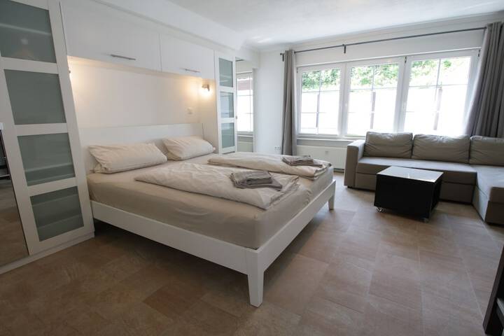 Room 20 of 76