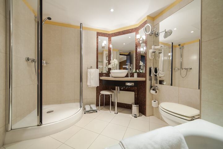 Clean Restrooms