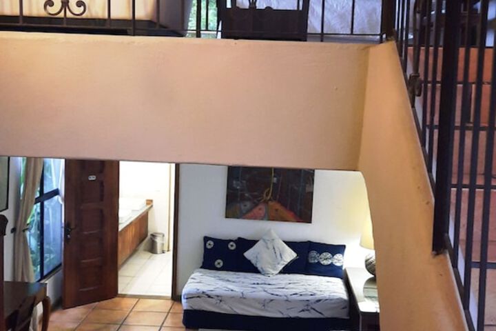 Room 53 of 97