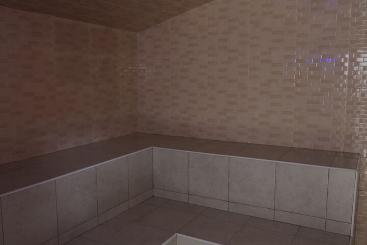 Room 20 of 33