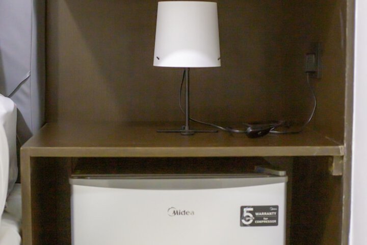 Room 6 of 26