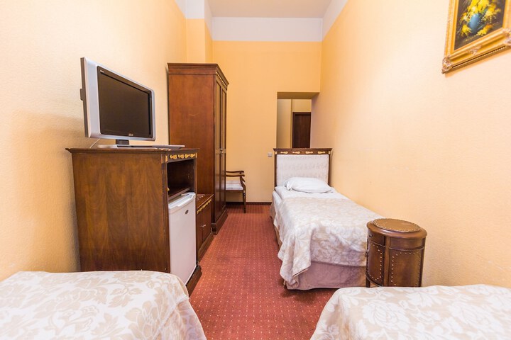 Room 32 of 131