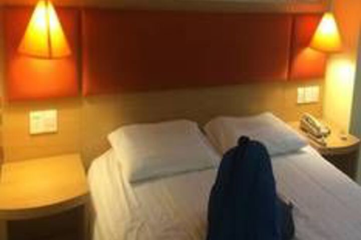 Room 16 of 20