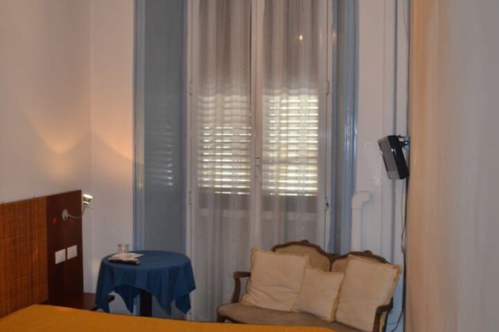 Room amenity