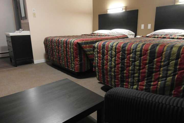 Room 12 of 27