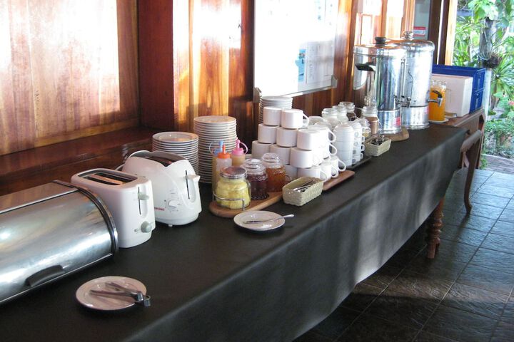 Breakfast/Coffee Service 28 of 43