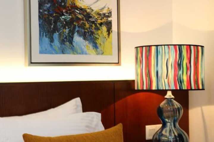 Room 12 of 89