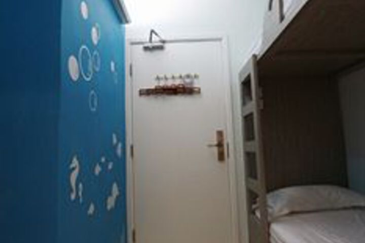 Room 65 of 93