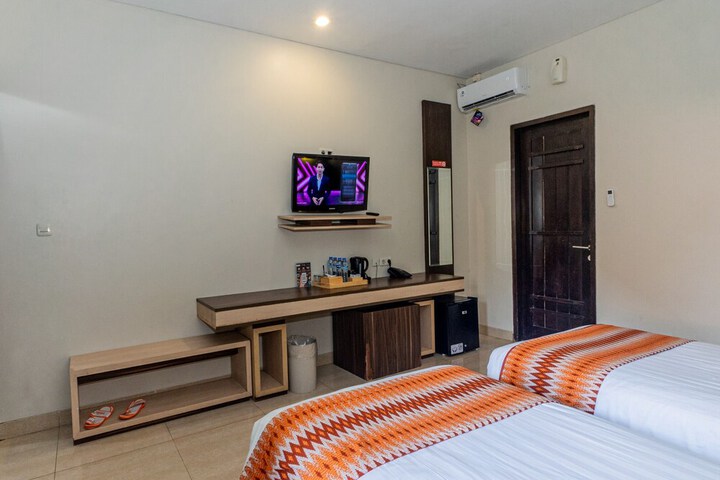 Room 44 of 111