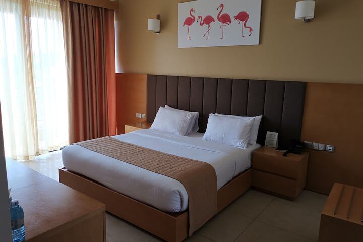 Room 7 of 61