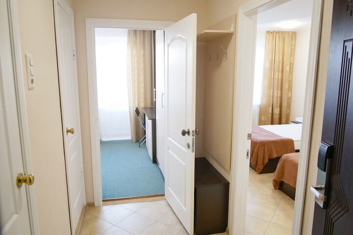 Room 29 of 49