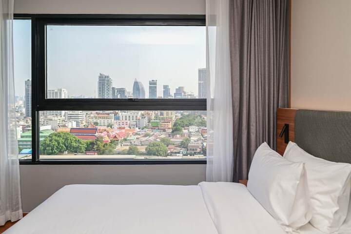 Room 55 of 112