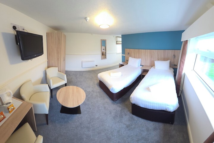 Room 18 of 53