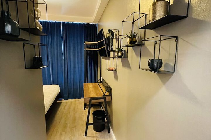 Room 26 of 63