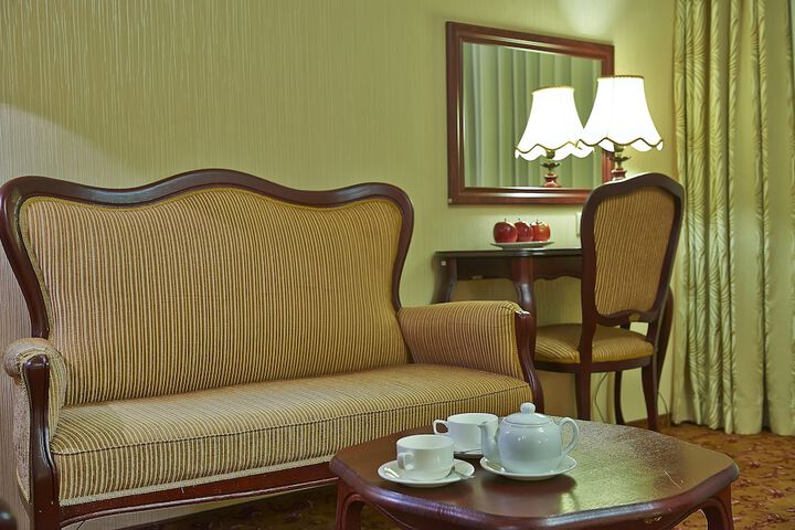 Room 15 of 43