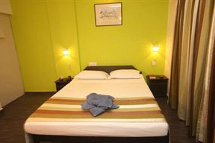 Room 7 of 15