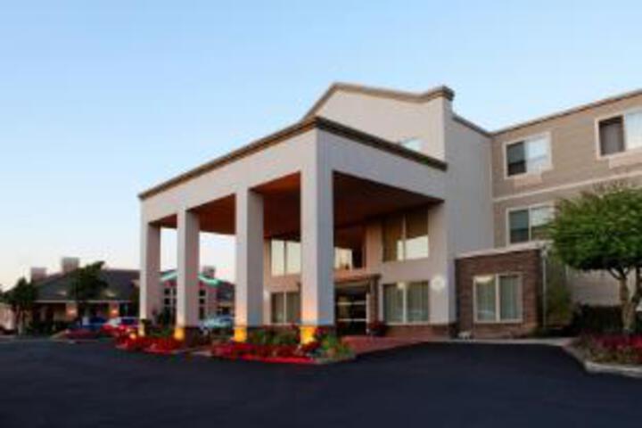 Hotel 8 of 20