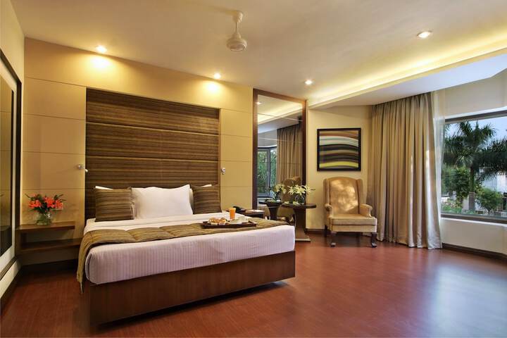 Room 3 of 55
