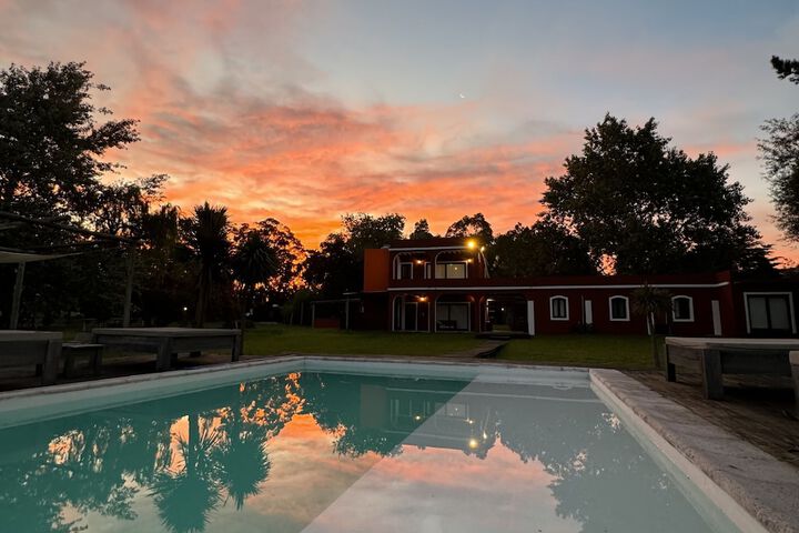 Pool 68 of 102